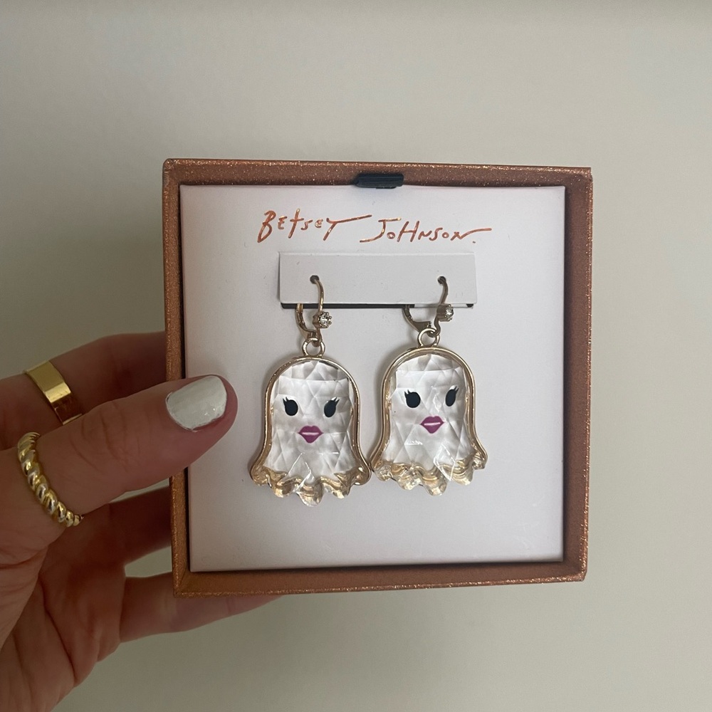 BETSEY JOHNSON GIRL GHOST 👻 EARRINGS Trendy Viral Halloween New In Box